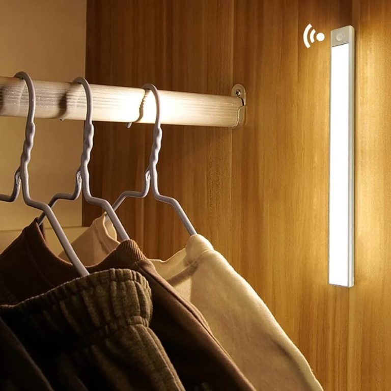 closet light with motion sensor